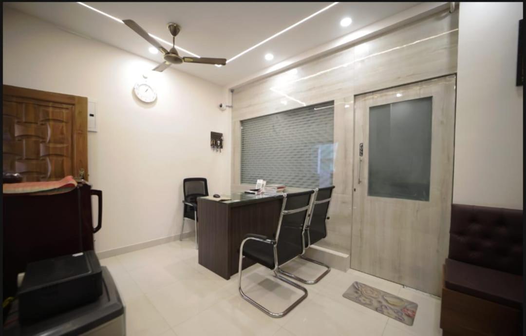 Cm Service - Near Airport - Pallavaram Apartment *
